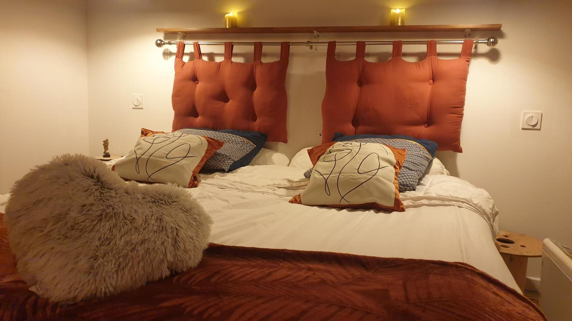 Love Room- Spa- Escale Amoureuse Puygaillard-de-Quercy Exteriér fotografie