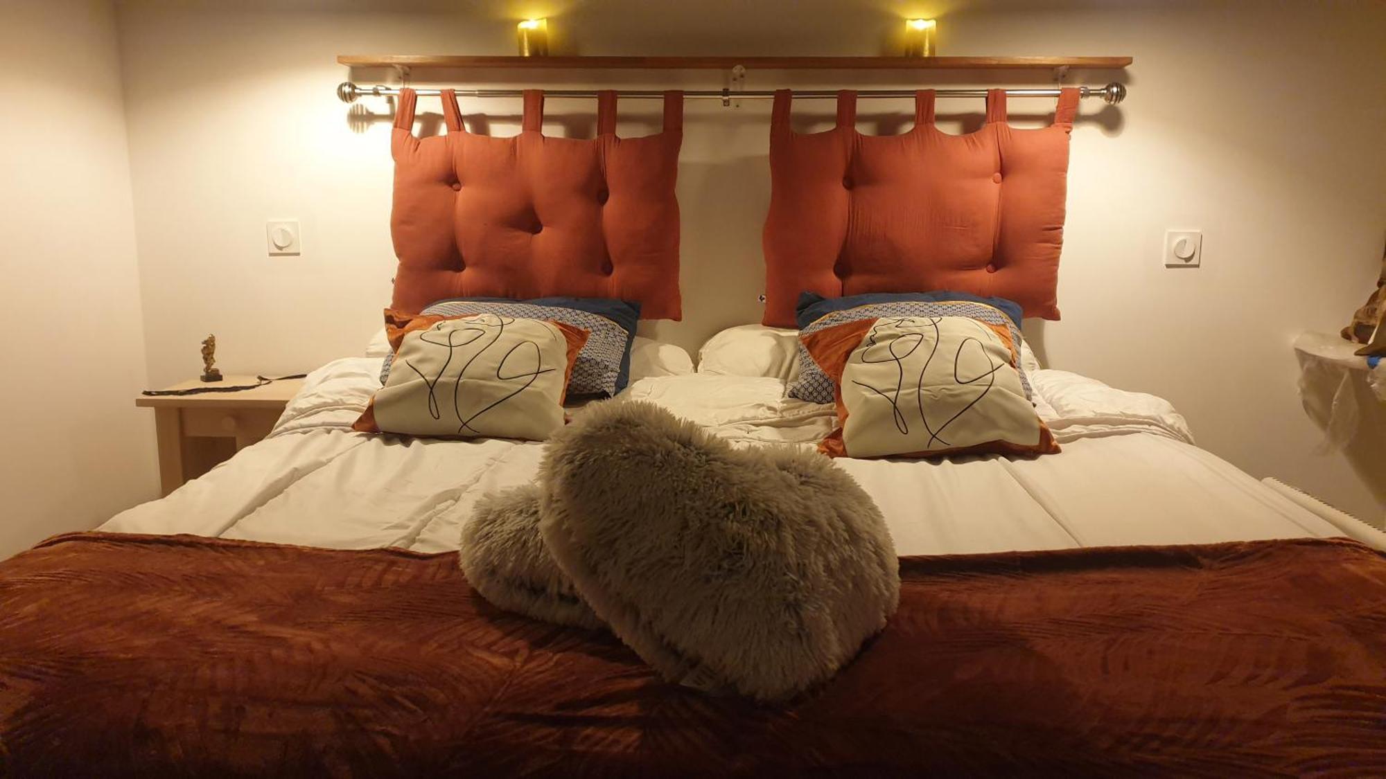 Love Room- Spa- Escale Amoureuse Puygaillard-de-Quercy Exteriér fotografie
